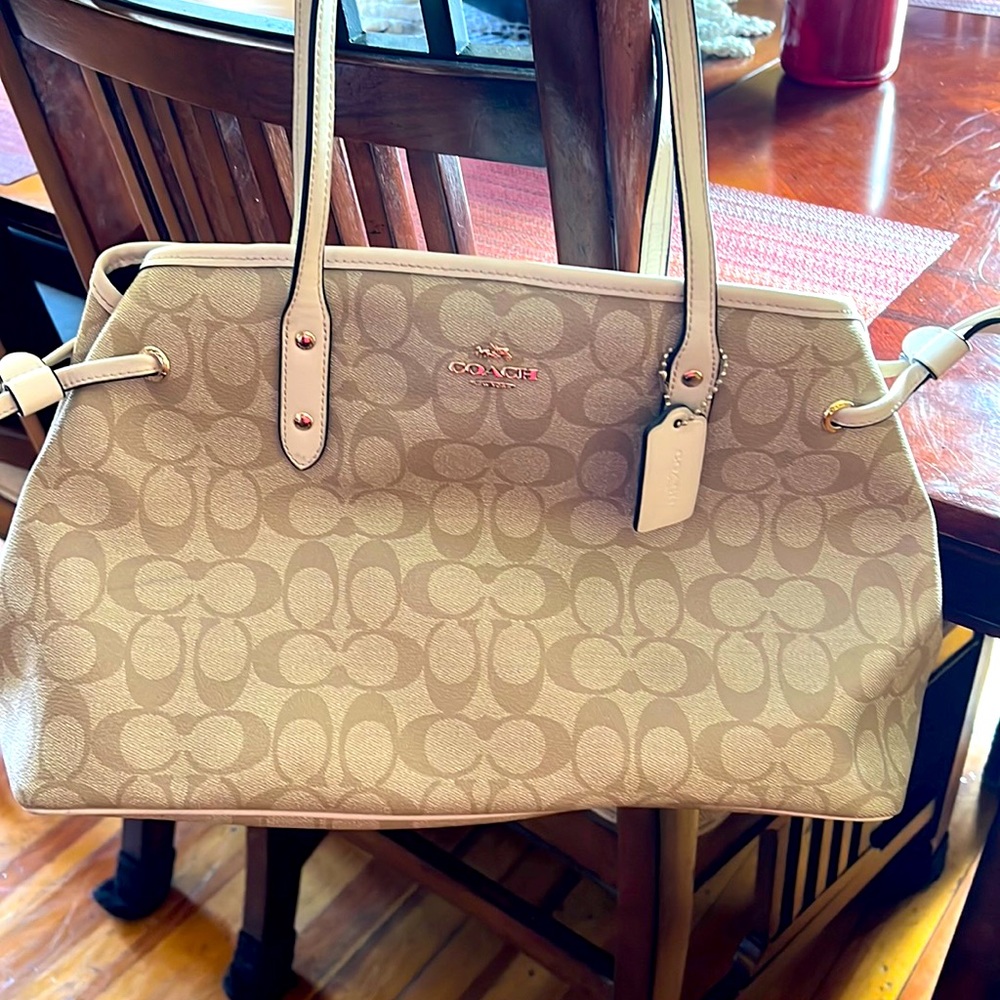 Coach purse